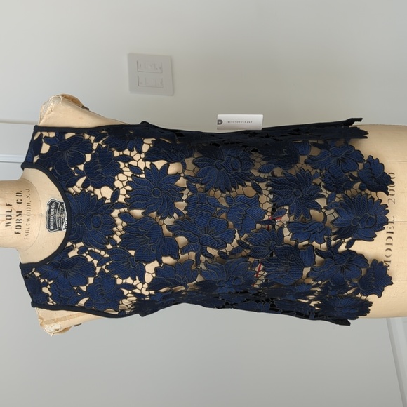 Navy and black lace front sleeveless top - Picture 1 of 4
